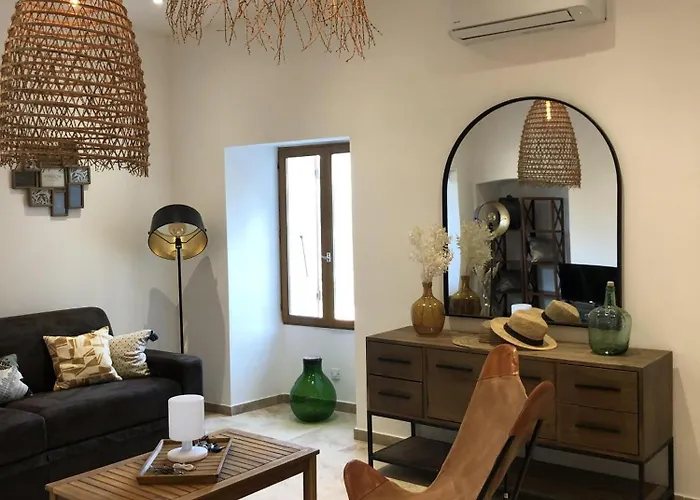 Vakantiehuis 1722 Cosy Home Corbara *